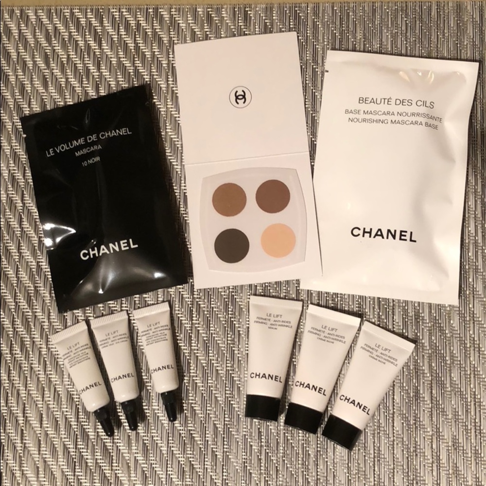 Chanel Deluxe Set